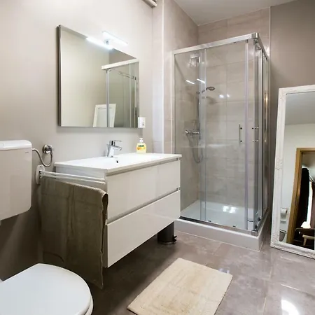 New & In Apartamento